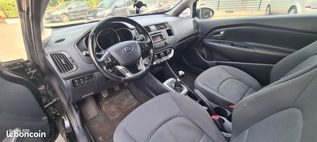 KIA RIO Style 1.2 85ch - Moteur à chaîne de distribution - Garantie - Reprise - Possibilité de paiement 3, 4 ou 10 fois* et Financement en 12, 24 ou 36 mois (image 5)