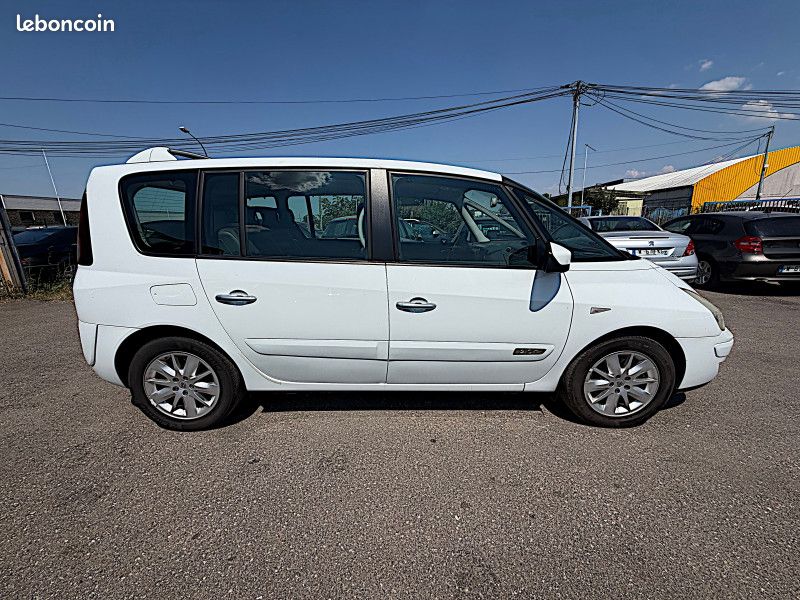 Renault ESPACE IV 2.0T 170CH ALYUM PLUS EVOLUTION BVA (image 4)
