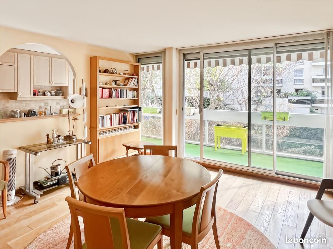 Appartement 3 pièces 63 m² · au Chesnay-Rocquencourt · 63 m² · 315 000 €