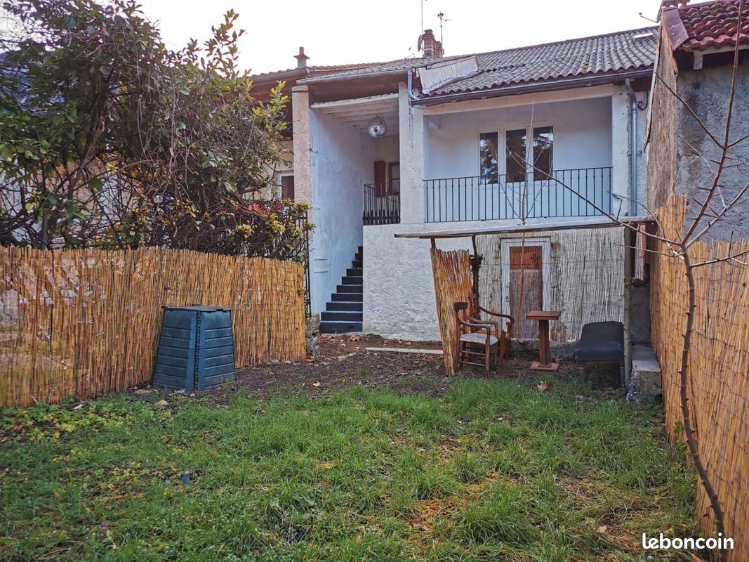 Maison 11 pièces 220 m² · à Luc-en-Diois · 220 m² · 90 000 €