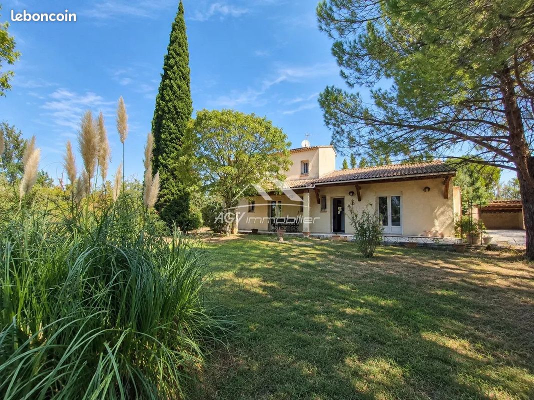 Maison 5 pièces 124 m² · à Saint-Hilaire-de-Brethmas · 124 m² · 372 000 €