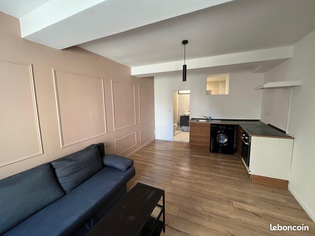 Appartement 1 pièce 30 m² · à Avesnes-sur-Helpe · 30 m² · 390 €