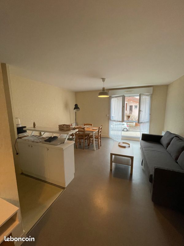 Location - Studio Limoges - Limoges 87000 Aurence-Cognac Cité U. Beaublanc (image principale 1)