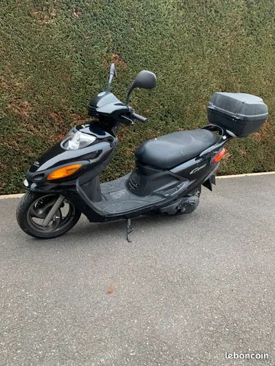 Pieces détacher scooter 125 cygnus yamaha (image 1)
