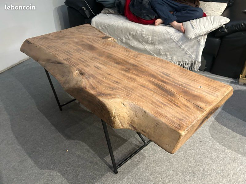 Table Basse En Bois Massif Faite Main - Transparente 24x20 Pouces