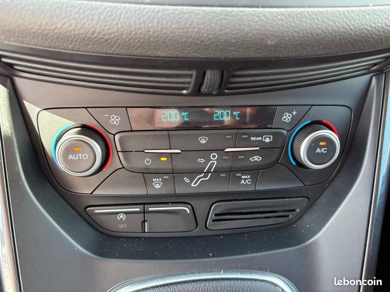 Ford C-MAX 1.0 EcoBoost 125ch Stop&Start Titanium (image 23)