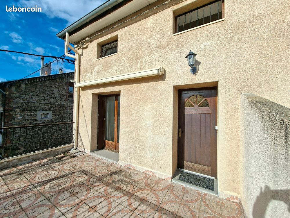 Appartement 3 pièces 80 m² · à Saint-Étienne · 80 m² · 80 000 €