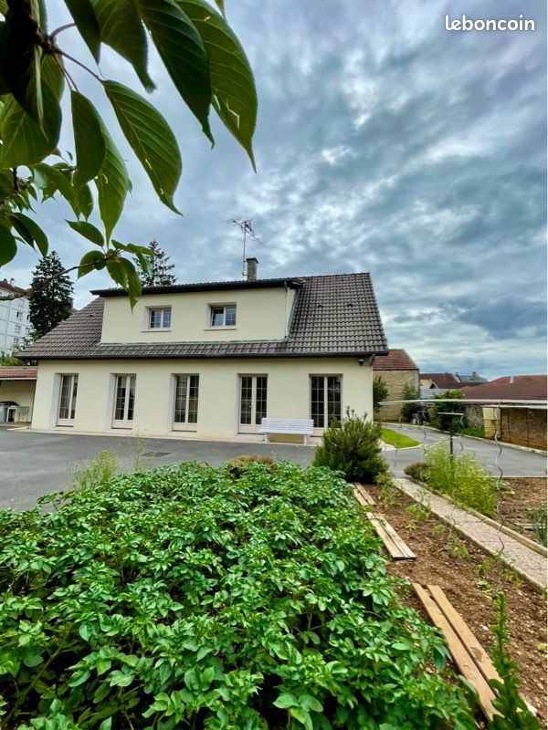 Maison 8 pièces 166 m² · à Chaumont · 166 m² · 289 000 €