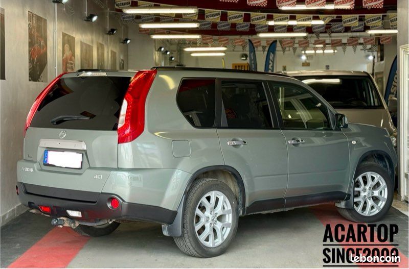 Nissan Xtrail/1main/4x4/Carnet d’entretien COMPLET/AN2014/Phase2/Magnifique configuration/Excellent état (image 4)