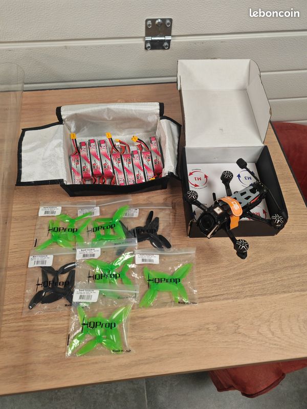 [NEUF] Lot FPV Drone DeepSpace Seeker 3 DJI O4 Pro + 9 LiPo + Hélices (image 3)