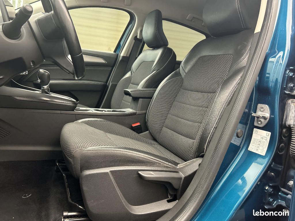 Renault Arkana E-Tech 145 - 21B Intens (image 16)