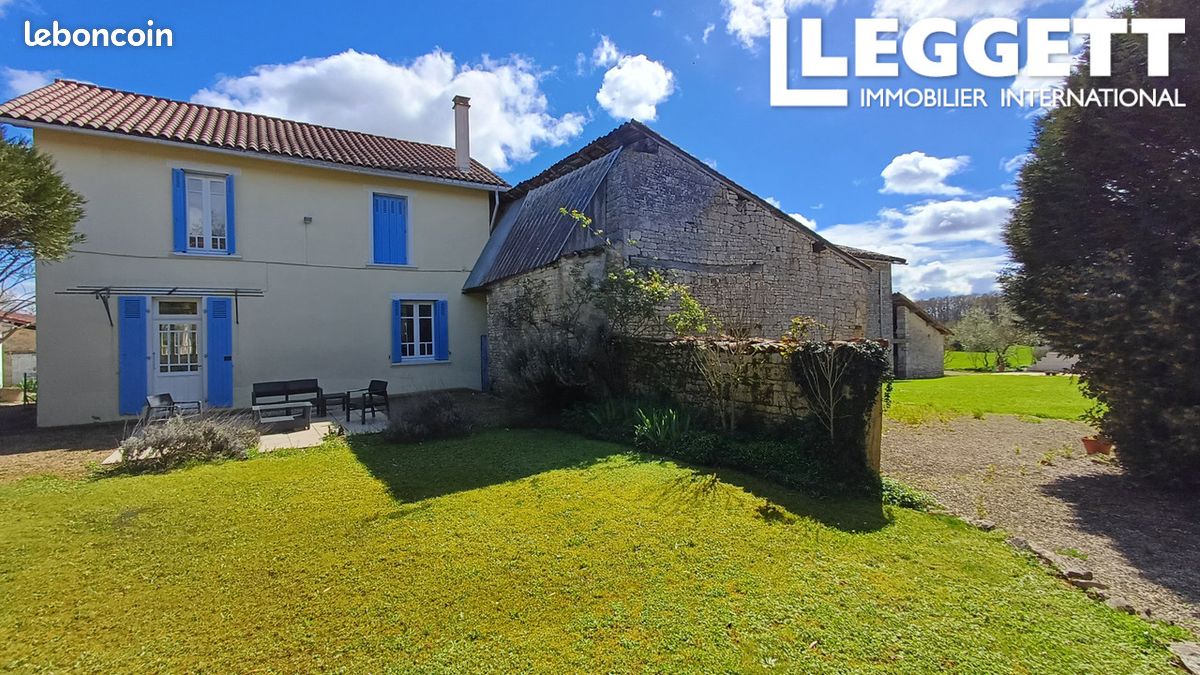 Maison 6 pièces 140 m² - Ventouse 16460 (image 2)