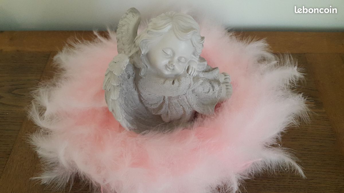 Décoration ange et plumes (image 5)