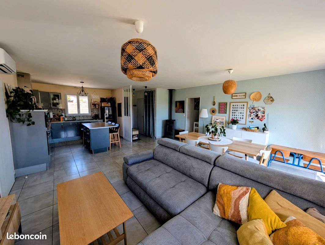 Maison 5 pièces 112 m² · à Saint-Jean-d'Angle · 112 m² · 239 900 €