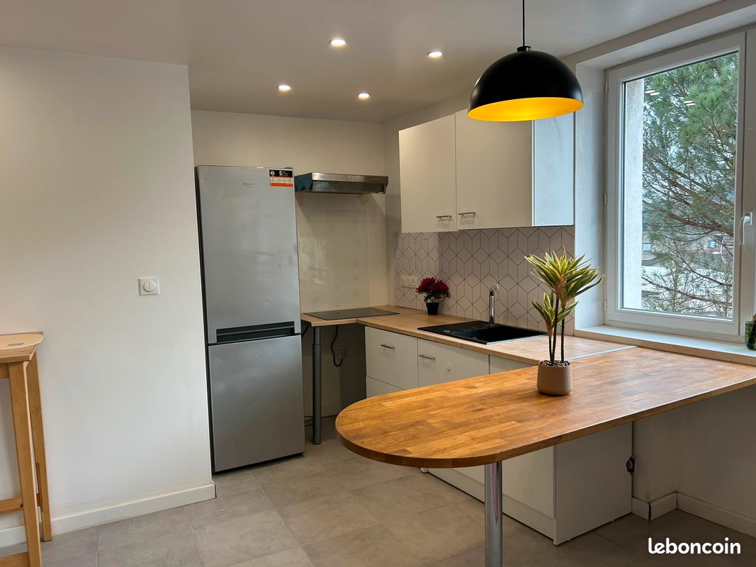 Appartement 2 pièces 60 m² · à Pont-Évêque · 60 m² · 125 000 €