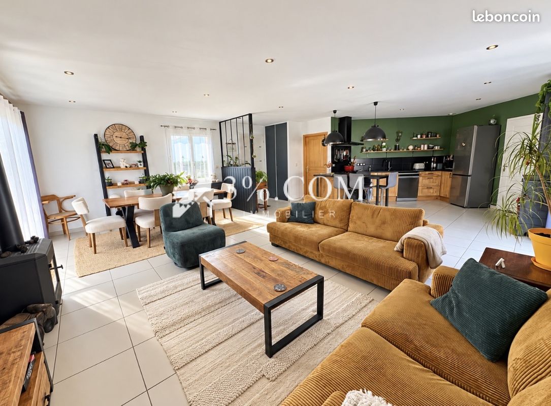 Maison 6 pièces 130 m² · au Perrier · 130 m² · 364 000 €