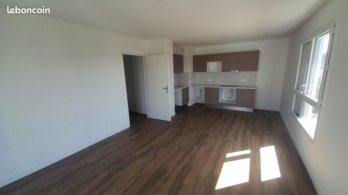 Appartement 2 pièces 62 m² · à Floirac · 62 m² · 884 €