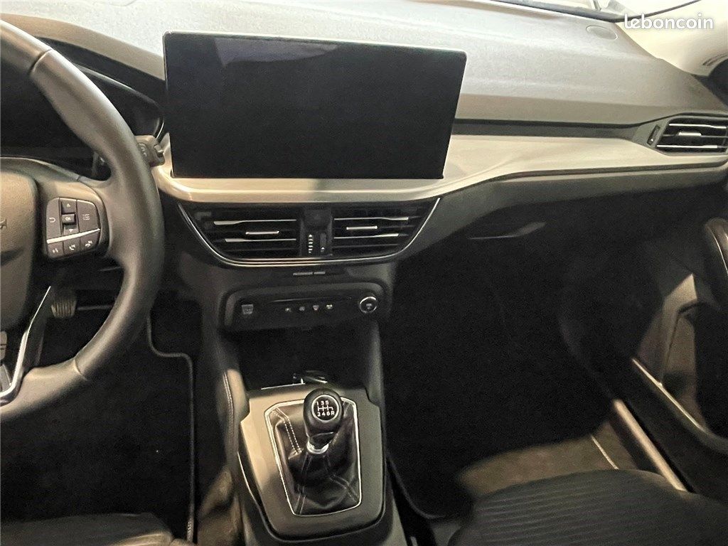 Ford Focus IV SW 1.0 FLEXIFUEL 125 S&S MHEV Titanium X Business (image 19)