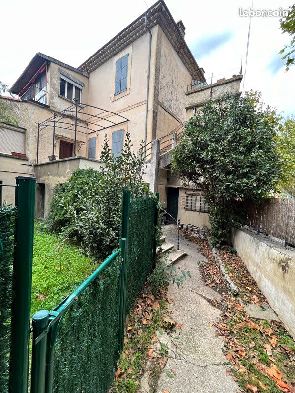Maison 5 pièces 134 m² · à Apt · 134 m² · 240 000 €