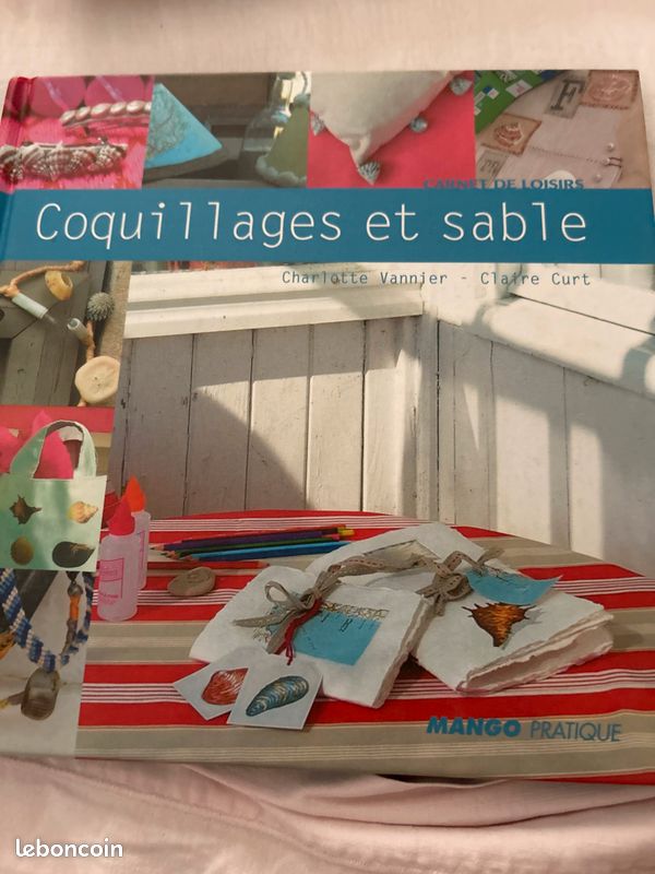 Coquillages et sable (image 1)