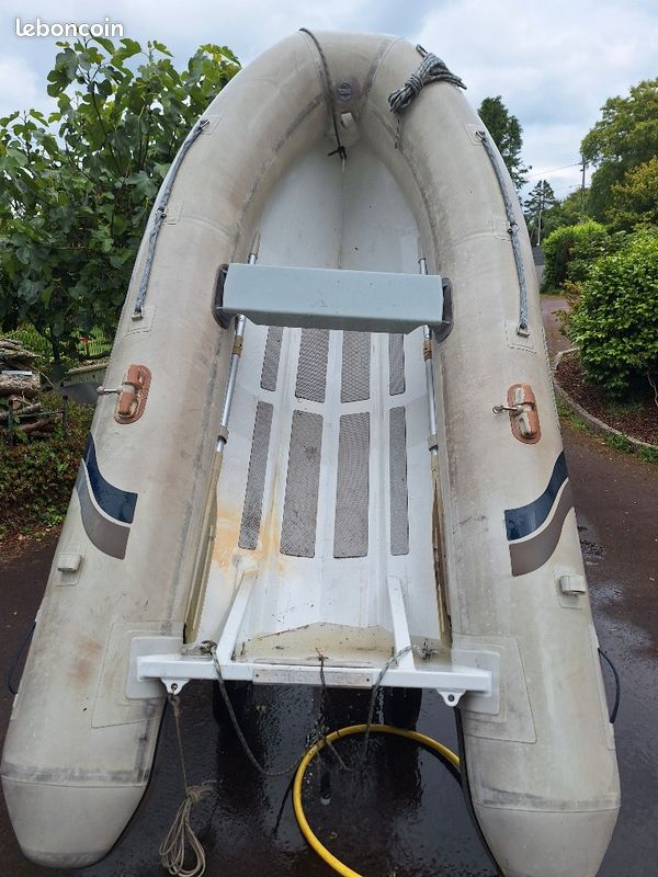 Semi-rigide Highfield - Nautisme