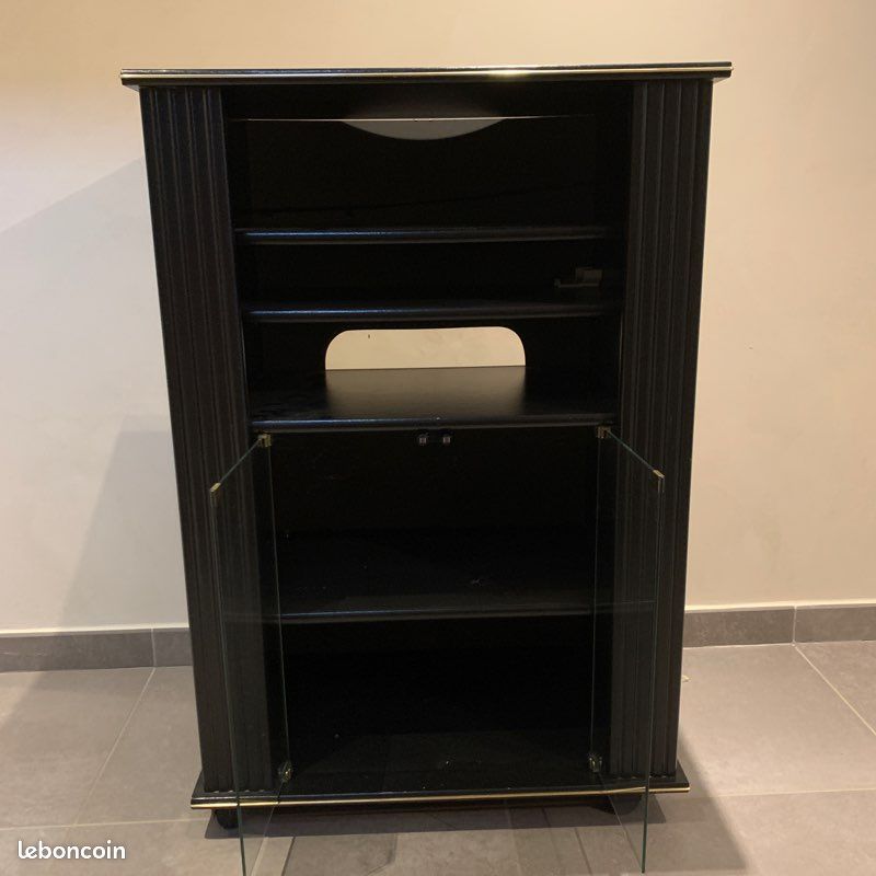 Meuble en bois (image 2)