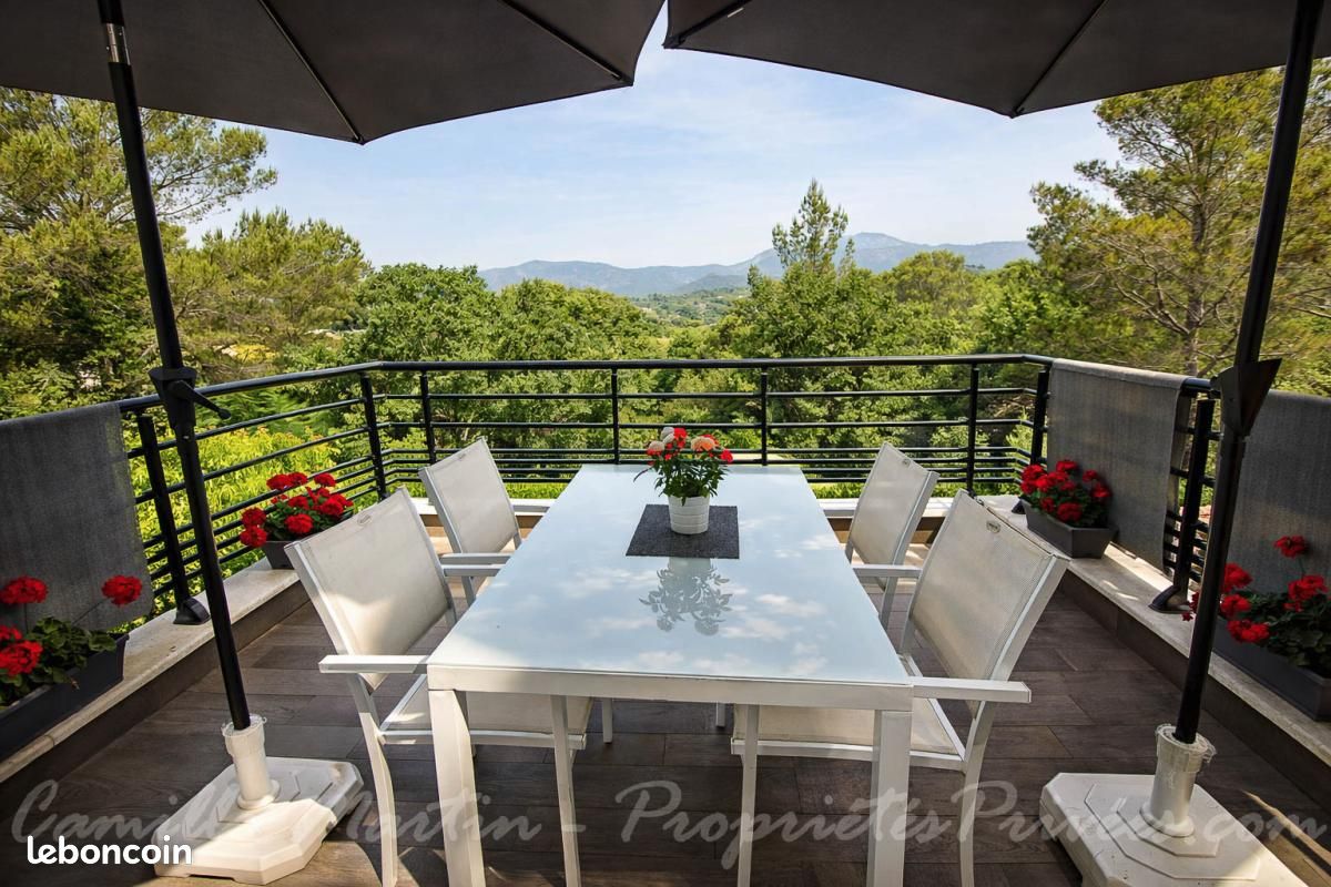 Maison 7 pièces 215 m² · à Saint-Raphaël · 215 m² · 920 000 €