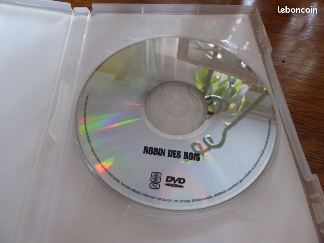 DVD " Robin des Bois" (c.g) (image 2)