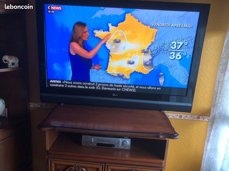 Téléviseur 📺 LG Plasma (image 2)