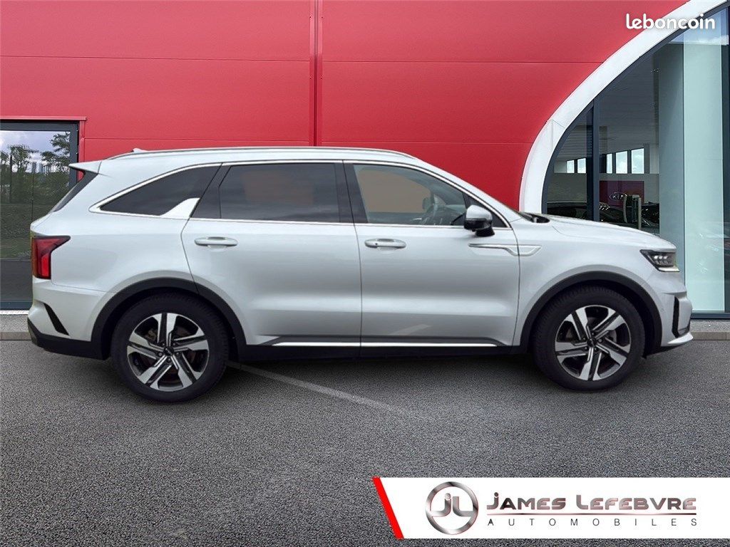 Kia Sorento IV 1.6 T-GDI HYBRIDE 230 CH 7 PL BVA6 Premium (image 4)