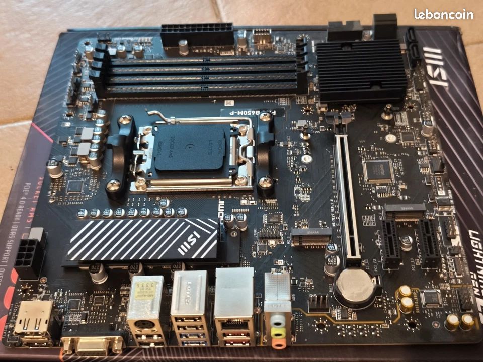 Carte mère AMD Ryzen 5 8600G / Gigabyte A620M H Bundle | CSL