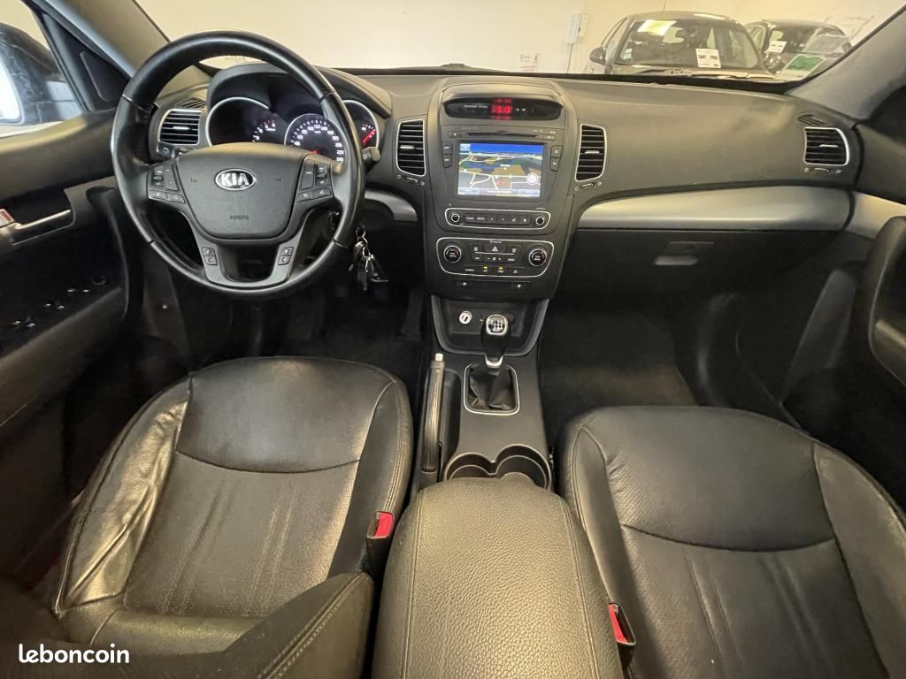 KIA SORENTO 2.2 CRDI 197 7pl II 7 PL Premium 4X4 GARANTIE DE 6 A 36 MOIS (image 6)