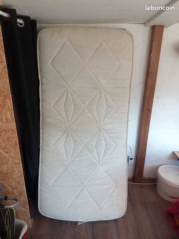 Matelas 90x190 (image 1)