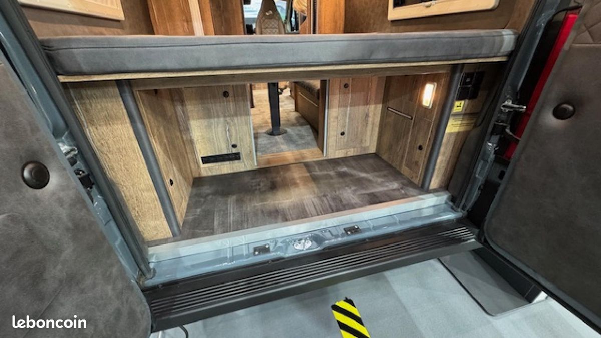 MEGAMOBIL MEGA CLASSIC 600 LOUNGE Fiat Ducato L3H2 3.5T 435 140 Boite Mécanique (image 10)