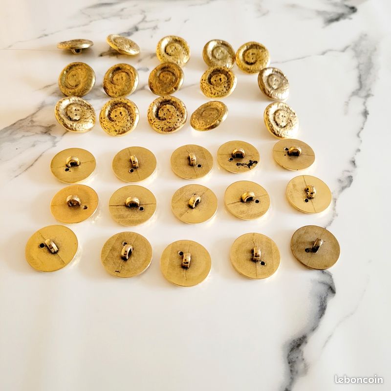 Lot De Boutons Neufs - Divers Modèles Et Tailles - Idéal Pour Couture Et Customisation