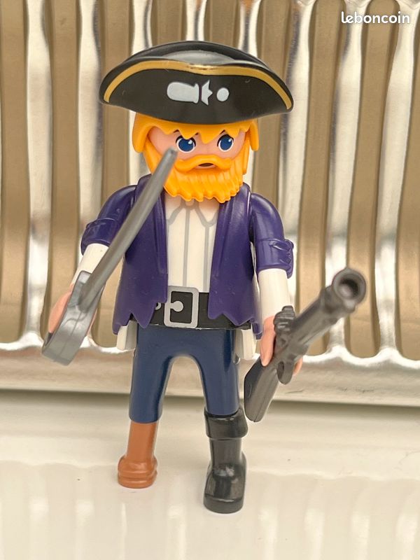 Personnage playmobil pirate (image 1)