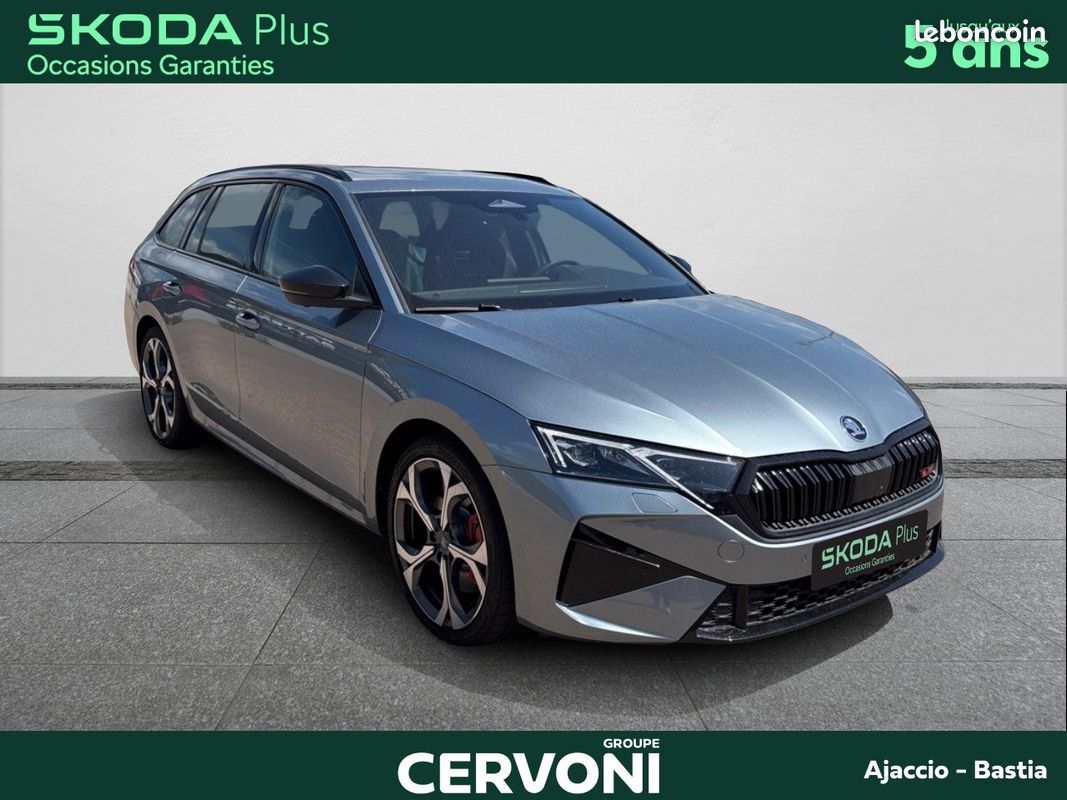 SKODA Octavia Combi 2.0 TFSI 265 ch DSG7 RS (image 7)