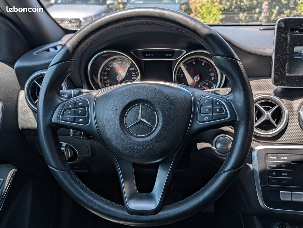MERCEDES-BENZ CLASSE GLA 1.6 180 7-G DCT INSPIRATION 120CH - RADAR AV/Ar (image 4)