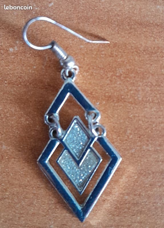 Boucle d oreille (image 3)