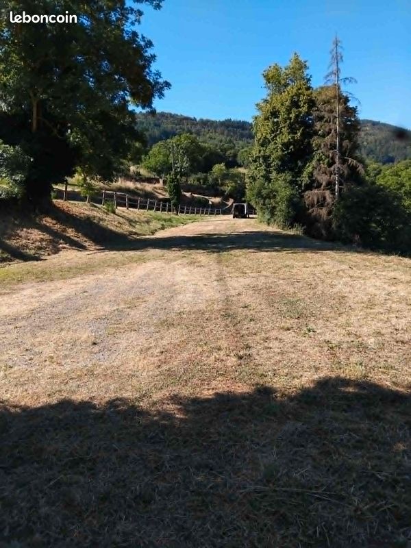 Terrain 1800 m² · à Saint-Cirgues · 1 800 m² · 60 000 €