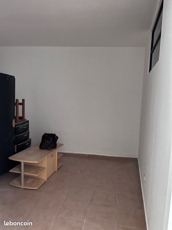 Appartement 3 pièces 38 m² · à Alès · 38 m² · 490 €/mois