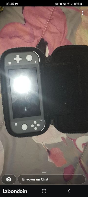 Switch (image 1)