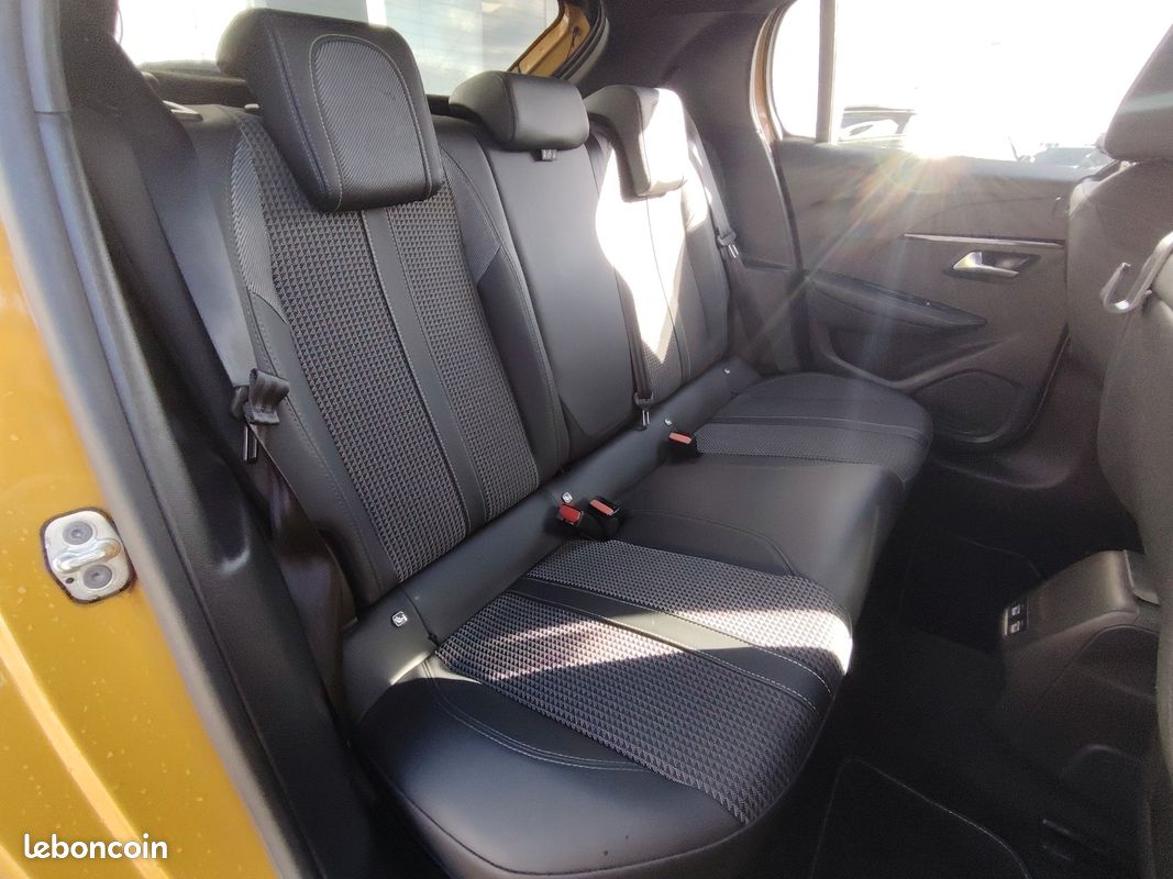 PEUGEOT 208 1.2 100ch GT-Line BVA8 (image 12)
