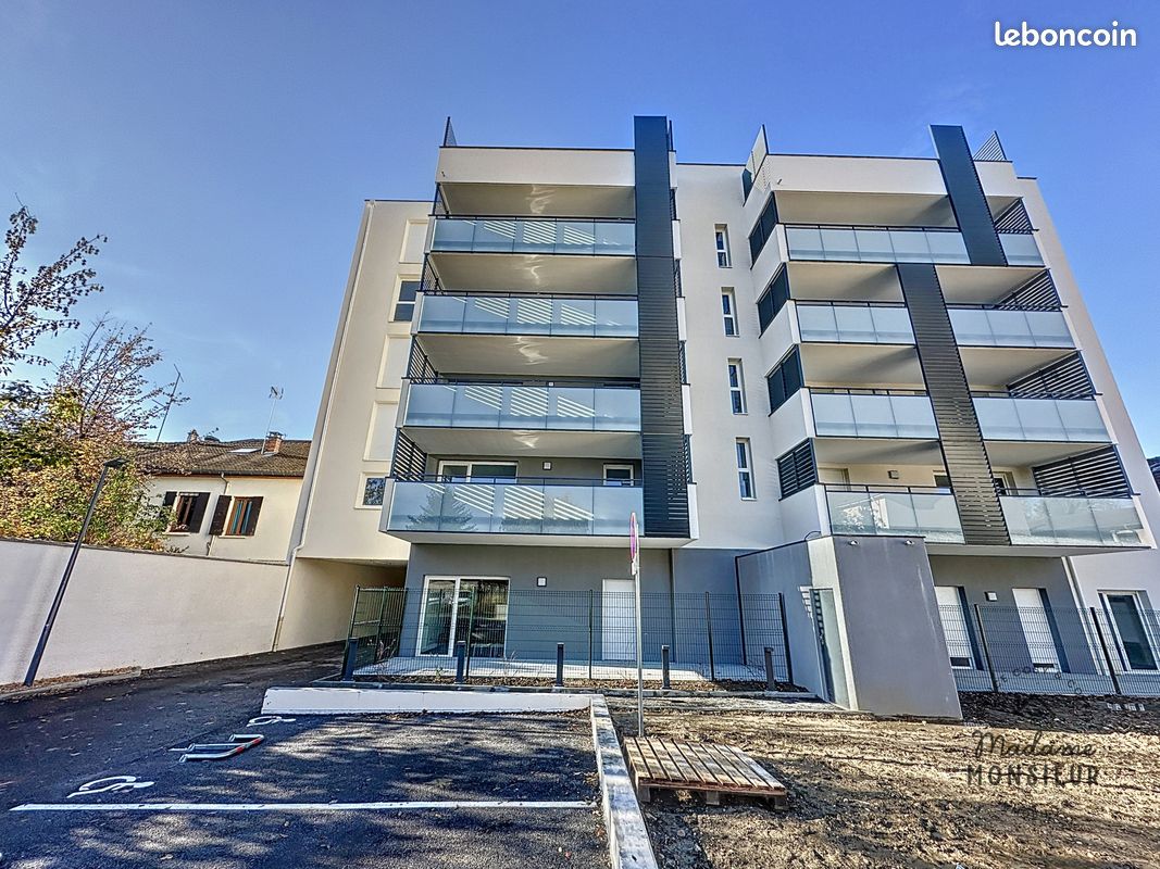 Appartement 2 pièces 44 m² · à Bourgoin-Jallieu · 44 m² · 778 €/mois