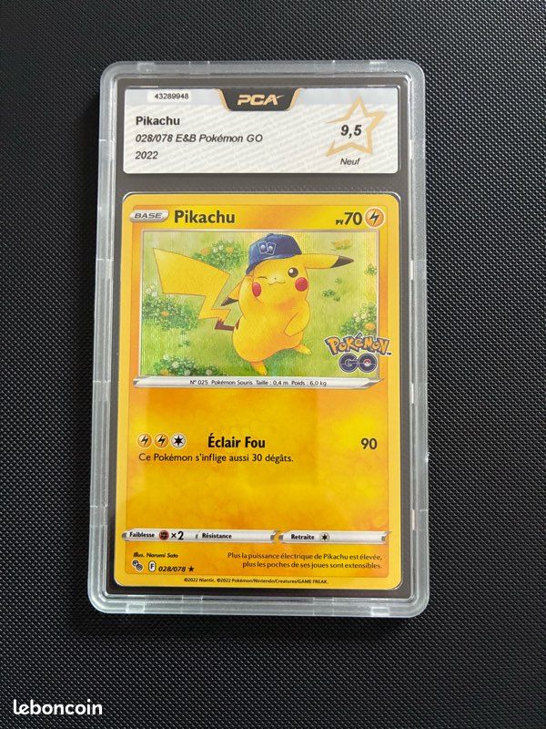 pokemon card 028 078 2022 Pokemon Go 028 Pikachu-holo PSA 8 Graded Card