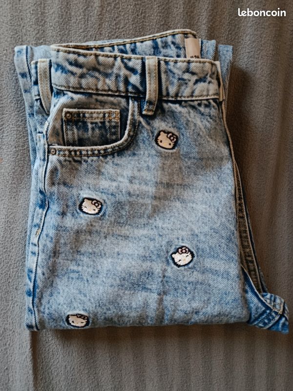 Jean hello Kitty taille 36 (image 5)
