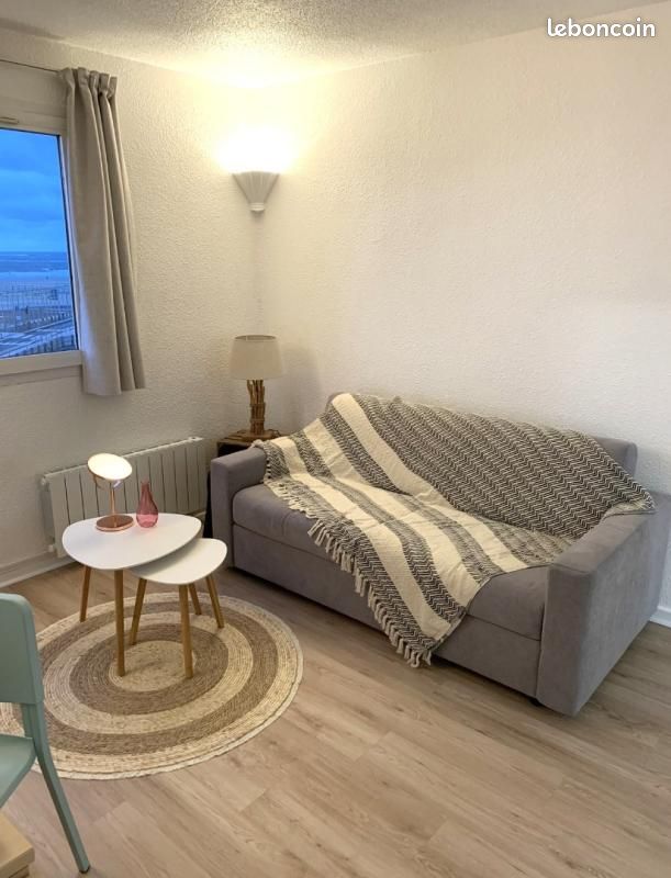 Appartement 1 pièce 22 m² · à Calais · 22 m² · 480 €