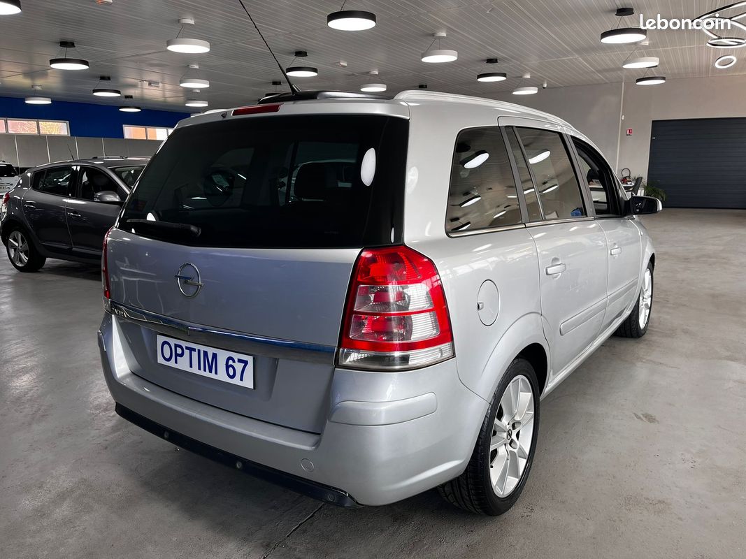 Opel zafira 1.7l cdti 125cv cosmo pack 7places entretien a jour garantie 1an (image 2)