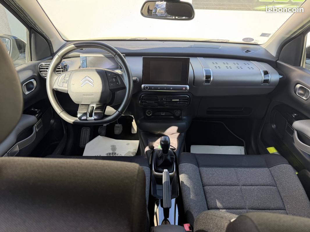 Citroën C4 Cactus ESSENCE 110CH (image 7)