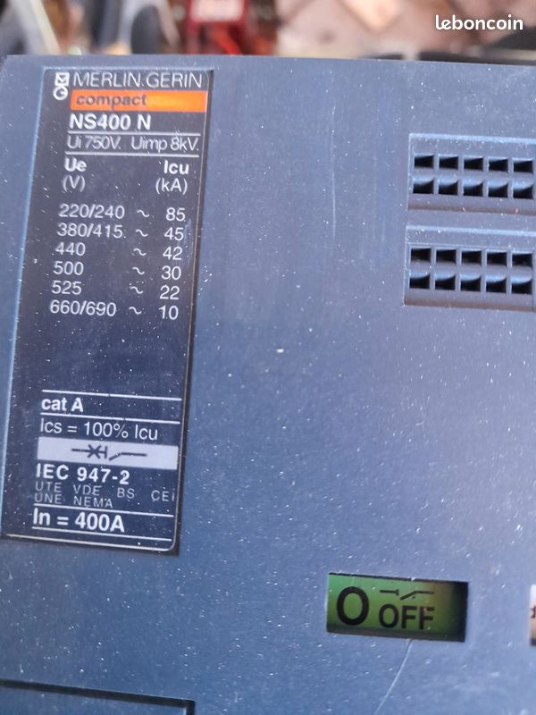 Disjoncteur NS 400N (image 1)